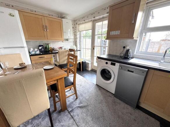 kitchen 1.jpg