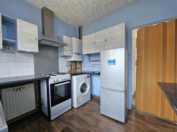 Kitchen 1.jpg