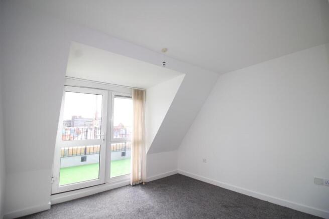 bedroom 2.JPG