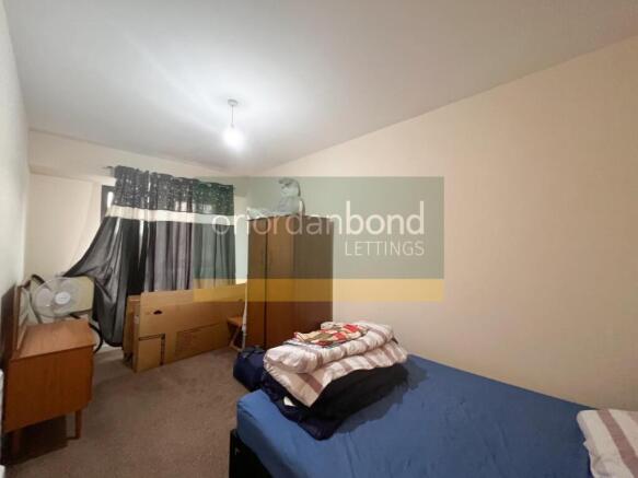 st eds bedroom.jpg