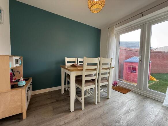 Dining area.jpg