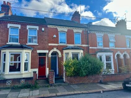 Cecil Road, Queens Park, Northampton NN2