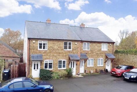 Clays Court, Walgrave, Northamptonshire NN6