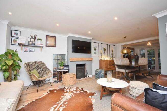 3 Bedroom Semi Detached House For Sale In Sheppard Road Harrow