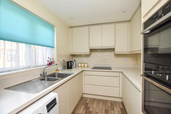 Kitchen.jpg
