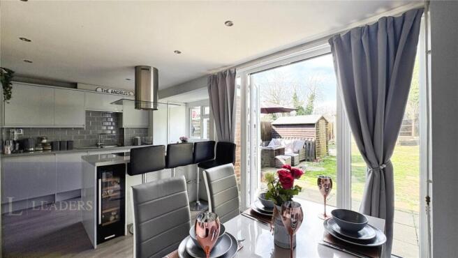 Kitchen Diner