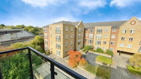 Griffin Court, Black Eagle Drive