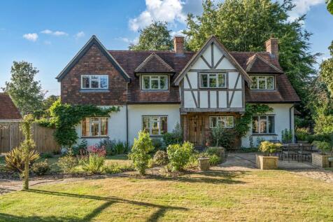 Essendene Road, Caterham, CR3