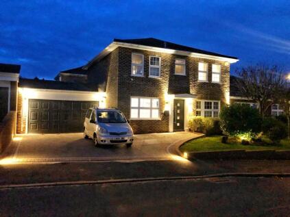 Crozier Drive, South Croydon, CR2