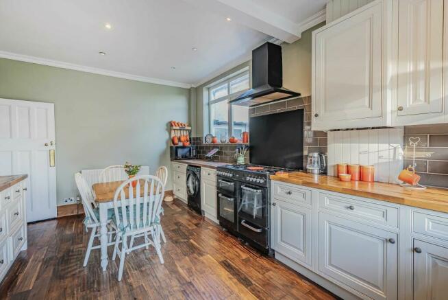 Kitchen / Breakfast Room