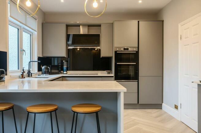 Kitchen / Dining Room