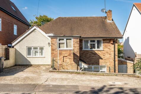 Fairdene Road, Coulsdon, CR5