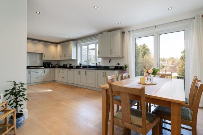Kitchen/Breakfast Room