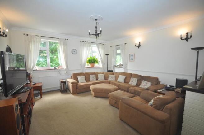 lounge 1