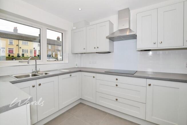 c5b92ab2-Kitchen