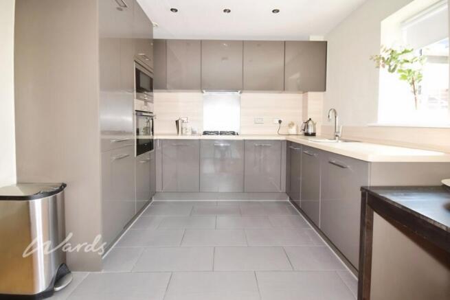 c7ed4a37-Kitchen