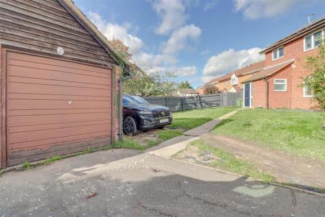 Bannister Green, Wickford.