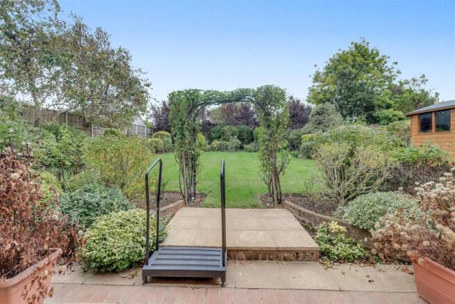 35 RIVERSIDE WALK WICKFORD-24.jpg