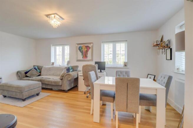 24 LIBERTY WAY INSIDE-8.jpg