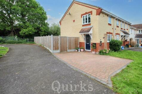 Billericay - 2 bedroom end of terrace house for sale