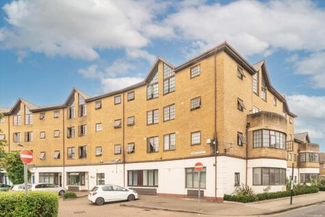 Comer Crescent, Southall