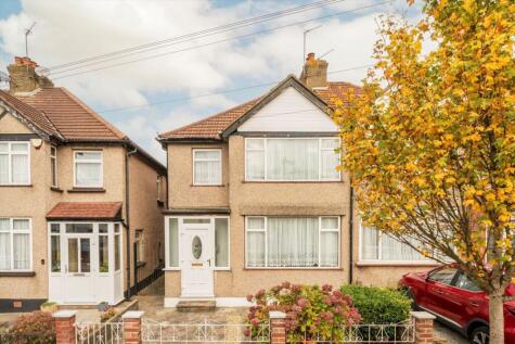 Beresford Avenue, Hanwell