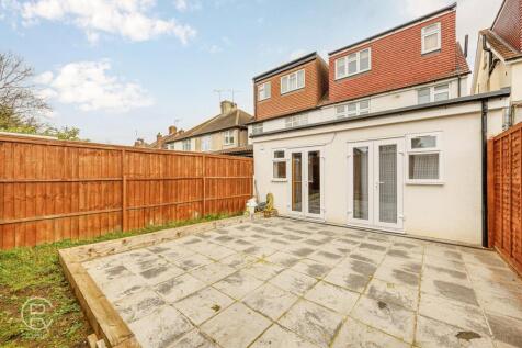 Greenford Avenue, London, W7