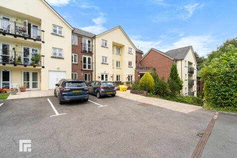 Station Road, Radyr, Cardiff