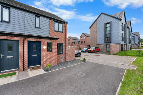 Llys Illtern, Capel Llanilltern, Cardiff