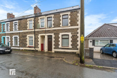 Queen Street, Tongwynlais, Cardiff