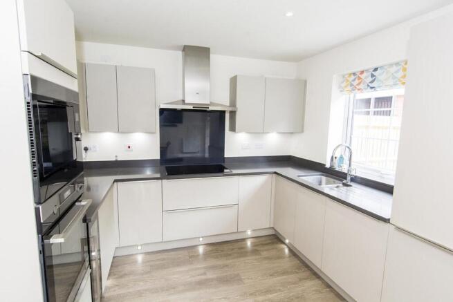 (Kitchen Area Photo)