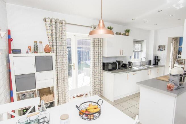 (Kitchen/Diner Photo Two)