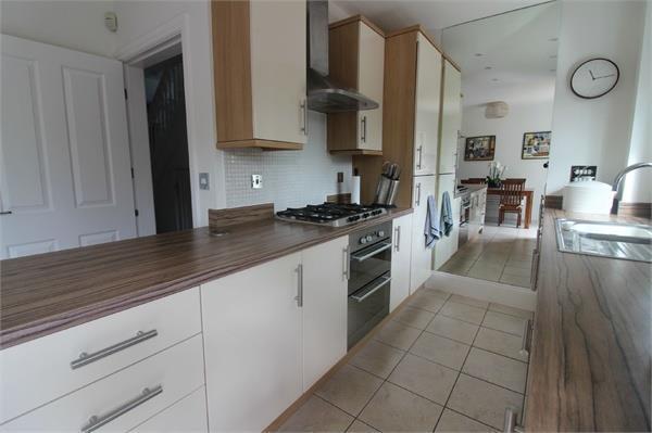 Kitchen / Breakfast Room