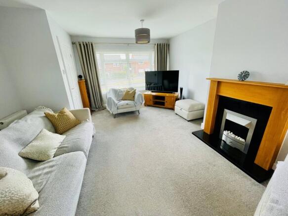 Sitting/Dining Room