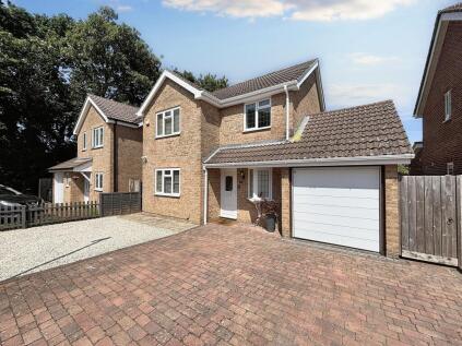 Lechlade Gardens, Bournemouth, BH7