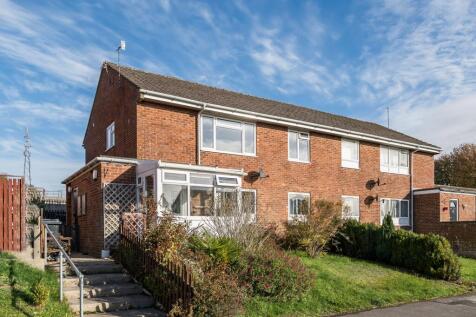 Paddock Close, Enford, SN9