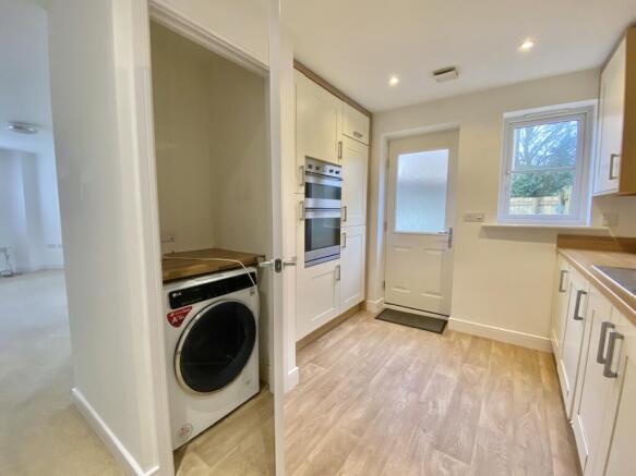 Integrated Appliances & Utility Cupboard