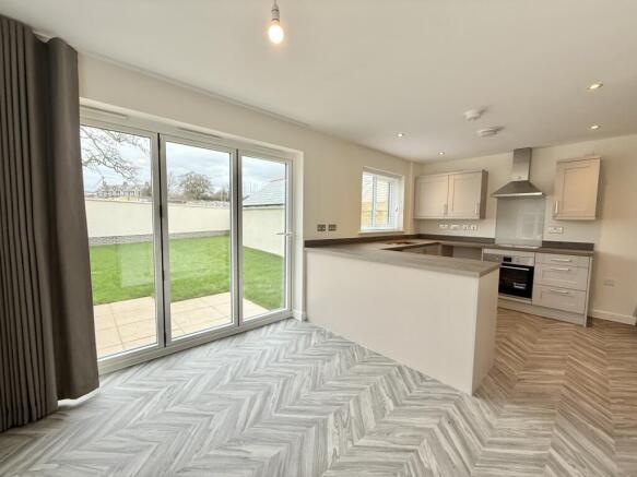 Kitchen/Diner with Bi- Folds