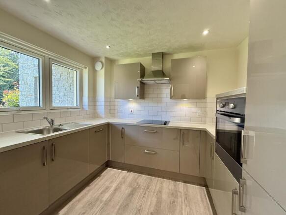 Kitchen with Integrated Appliances