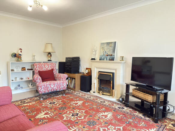 Sitting/Dining Room