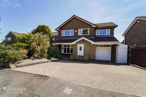 Windsor Close, Read