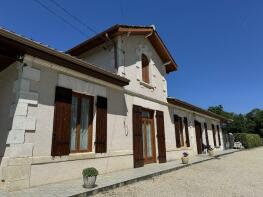 Photo of Montguyon, Charente-Maritime, Poitou-Charentes