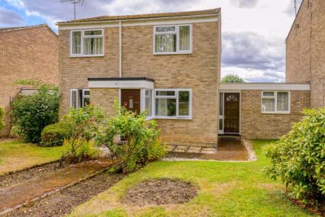 Abingdon Drive, Caversham Park Village