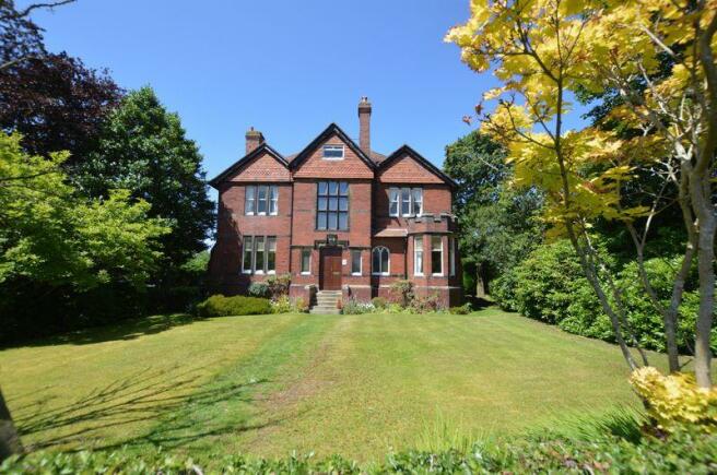 6 Bedroom Detached House For Sale In 74 The Common Parbold Wn8