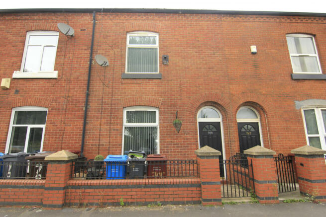 THREE BEDROOMED - WELL PRESENTED- AVAILABLE NOW