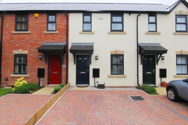 two bedroom modern mid mews - NO VENDOR CHAIN