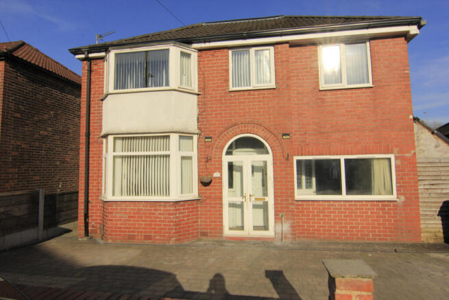 5 bedroomed detached