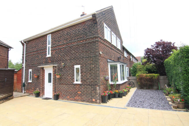 3 Bedroom end quasi - no vendor chain