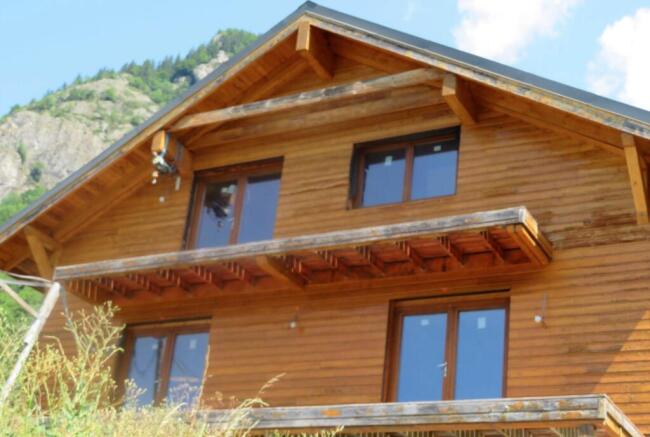 Chalet for sale in V