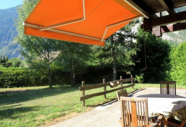 Chalet for sale Bour